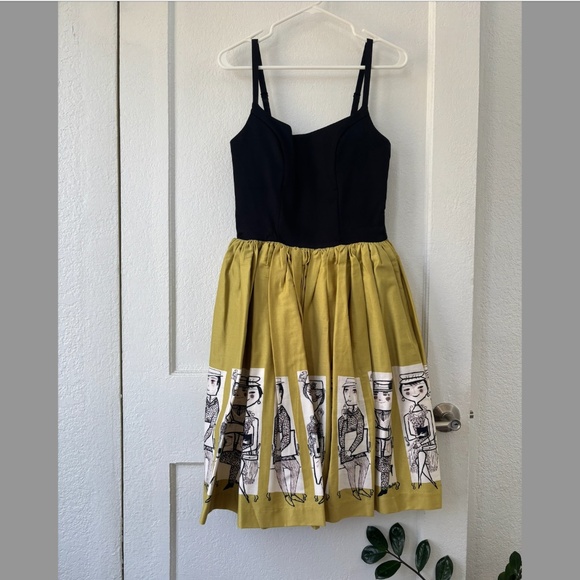 Size M Pinup Couture Dress in Commuters Print - Picture 2 of 5